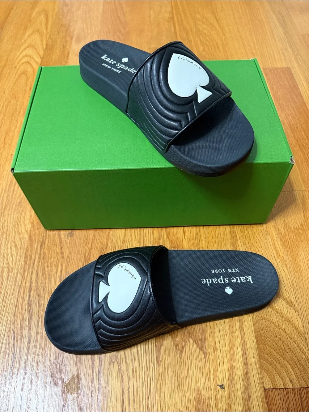 kate spade Pool Slide 9 NIB